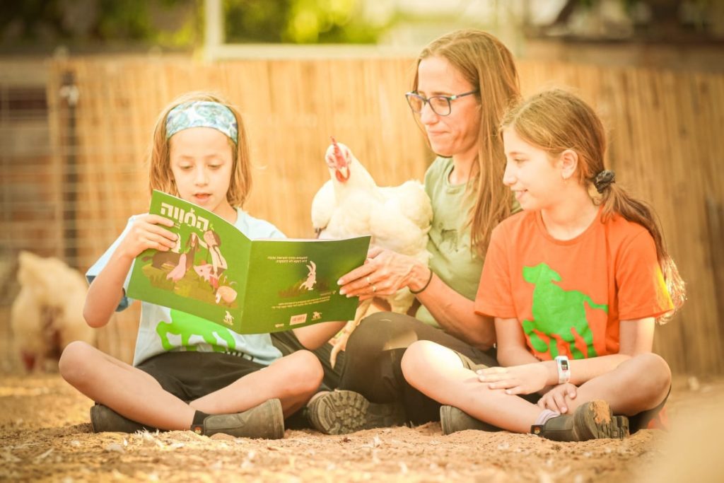 נבלה עם הכבשים, ונערוך איתן שעת סיפור עדינה עם ספר ילדים מתוק